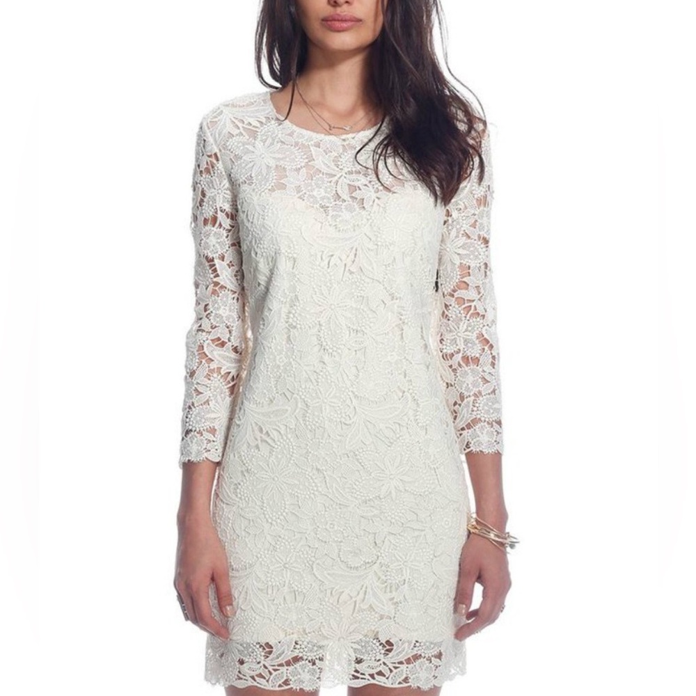 Xs HeartLoom Marlene Lace Mini Dress
